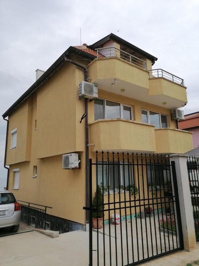 Villa Krisia Apartments Sozopol Exteriör bild